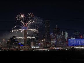 432  Trinity River Circle , Dallas Texas 75203