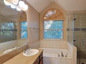 9807  Sunrise Court , Irving Texas 75063