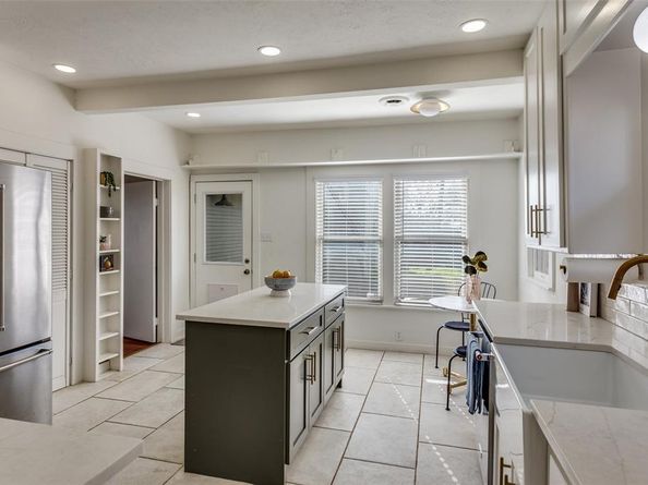 2508  Hulen Street , Fort Worth Texas 76107