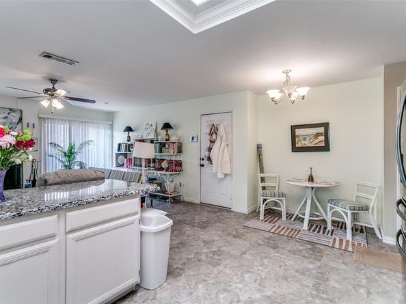 1051  Summit Park , Lewisville Texas 75077