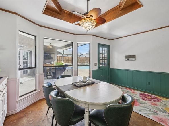 10202  Chisholm Trail , Dallas Texas 75243