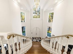 13  Downs Lake Circle , Dallas Texas 75230