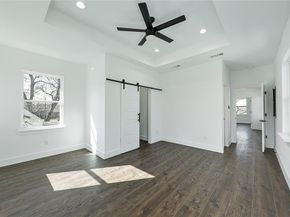 1104 E Annie Street , Fort Worth Texas 76104