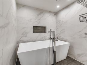 6306  Bandera   A, Dallas Texas 75225