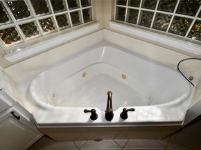 4589  Old Pond Drive , Plano Texas 75024