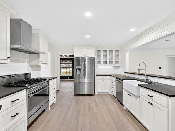 3028  Lavita Lane , Farmers Branch Texas 75234