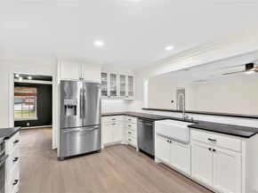 3028  Lavita Lane , Farmers Branch Texas 75234