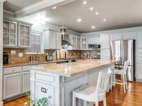 6463  Highgate Lane , Dallas Texas 75214