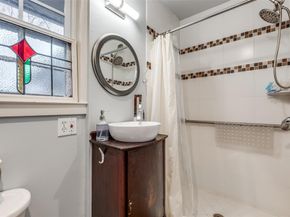 6463  Highgate Lane , Dallas Texas 75214