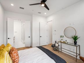 4208  Live Oak Street  106, Dallas Texas 75204