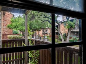 15221  Berry Trail  1201, Dallas Texas 75248