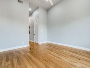 805  Pavillion Street  103, Dallas Texas 75204