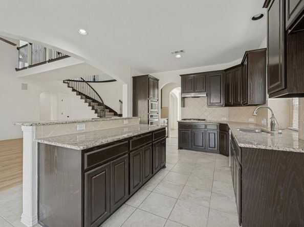 233  Chappellet Street , Kennedale Texas 76060