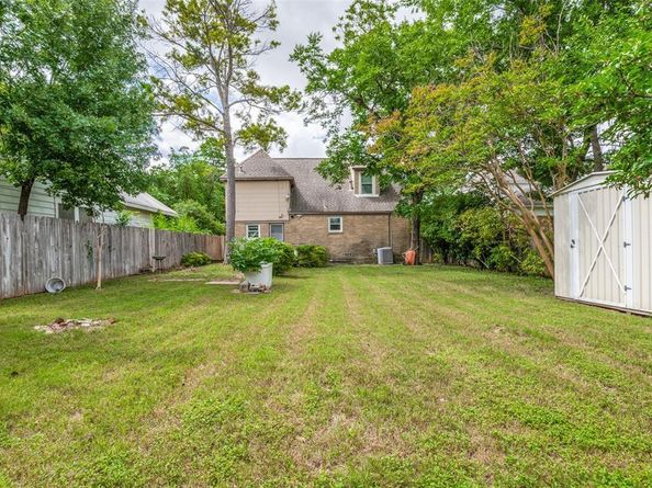 2741  Catherine Street , Dallas Texas 75211