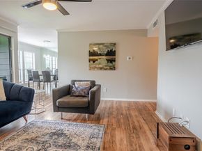 15151  Berry Trail  1410, Dallas Texas 75248
