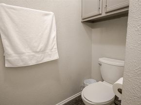 15151  Berry Trail  1410, Dallas Texas 75248