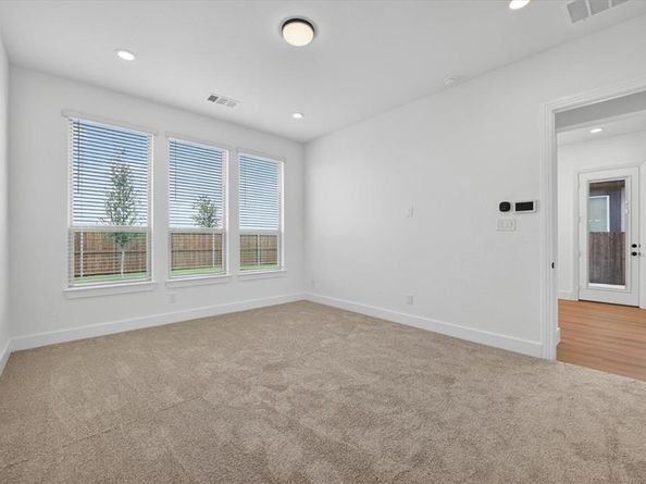 1053  Alberta Spruce Road , Fort Worth Texas 76247