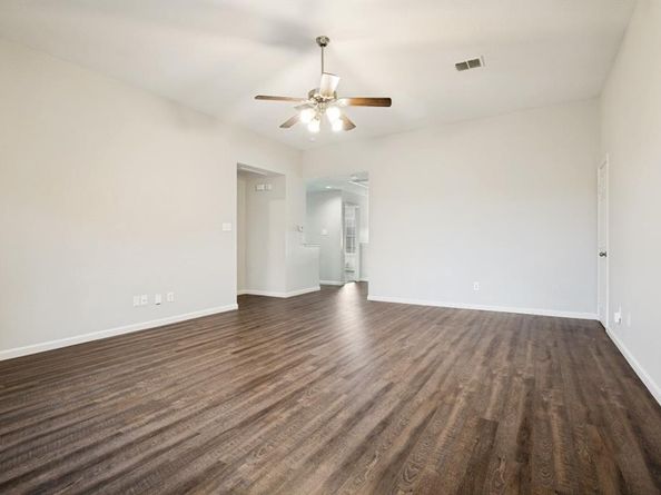 5240  Lake Grove Drive , Grand Prairie Texas 75052