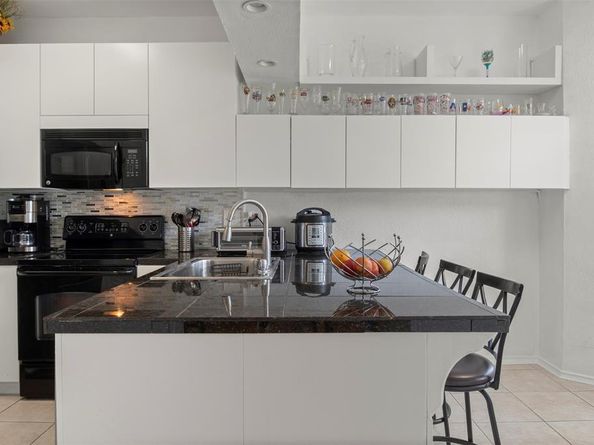 215  Cimarron Trail  1, Irving Texas 75063