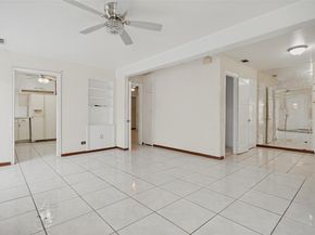 408 W Montana Avenue , Dallas Texas 75224