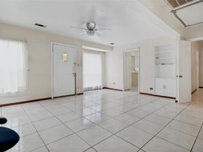 408 W Montana Avenue , Dallas Texas 75224