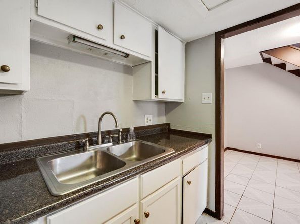 7152  Fair Oaks Avenue  1177, Dallas Texas 75231