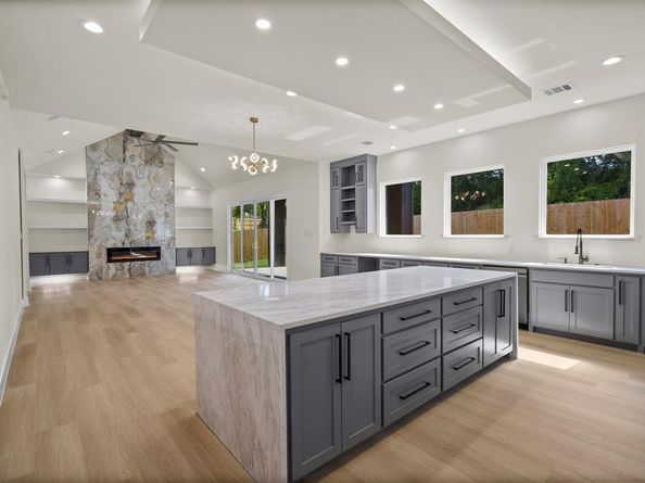 6505  Kemrock Drive , Dallas Texas 75241