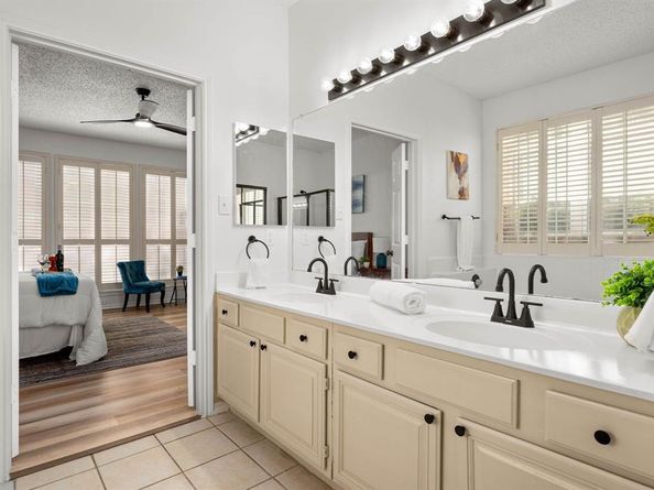 8364  Deep Green Drive , Dallas Texas 75249