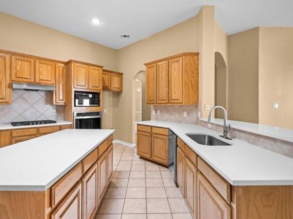 945  Shiprock Road , Frisco Texas 75033