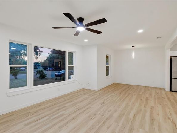 835  Glen Arbor Drive , Dallas Texas 75241