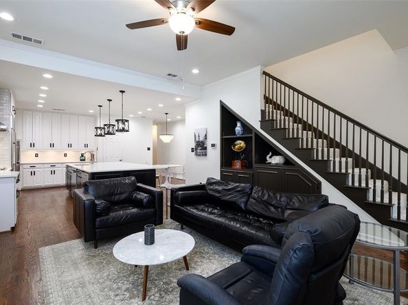 6822  Meadow Road , Dallas Texas 75230
