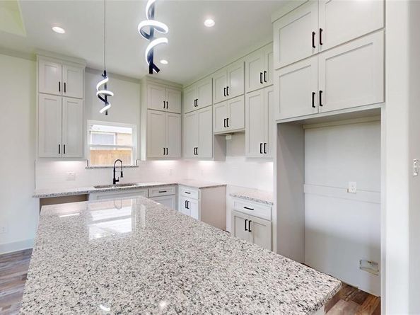 7215  Thurston Drive , Dallas Texas 75235