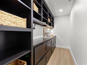 9110  Westglen Drive , Dallas Texas 75228