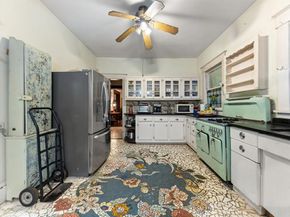 4725  Swiss Avenue , Dallas Texas 75204