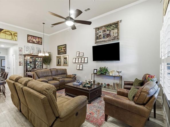 1117  Blue Bill Lane , Arlington Texas 76005