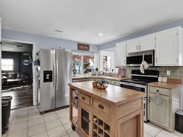 3433  Flagstone Drive , Garland Texas 75044