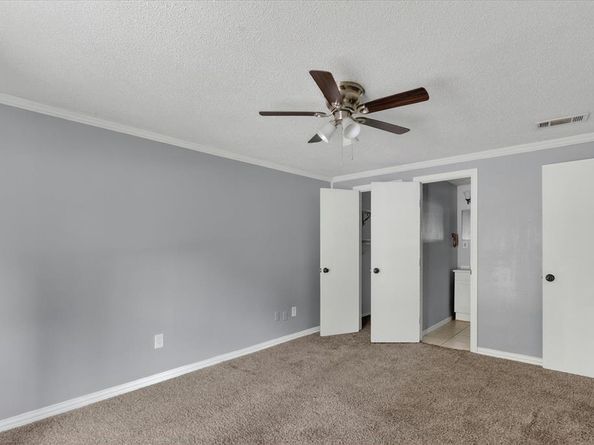 8752  Woodcastle Drive , Dallas Texas 75217