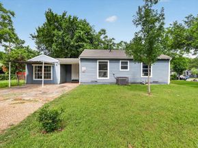 8752  Woodcastle Drive , Dallas Texas 75217