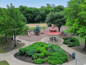 828  Apple Hill Drive , Allen Texas 75013