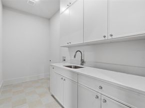 10921  Beauty Lane , Dallas Texas 75229