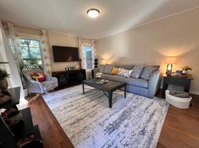 1220  Woodlawn Avenue , Dallas Texas 75208