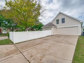 1900  Saint Simons Street , Savannah Texas 76227