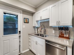 4946 N Hall Street , Dallas Texas 75235