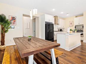 1936  Shaw Street , Dallas Texas 75212