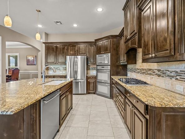 12731  Bella Roma Drive , Fort Worth Texas 76126