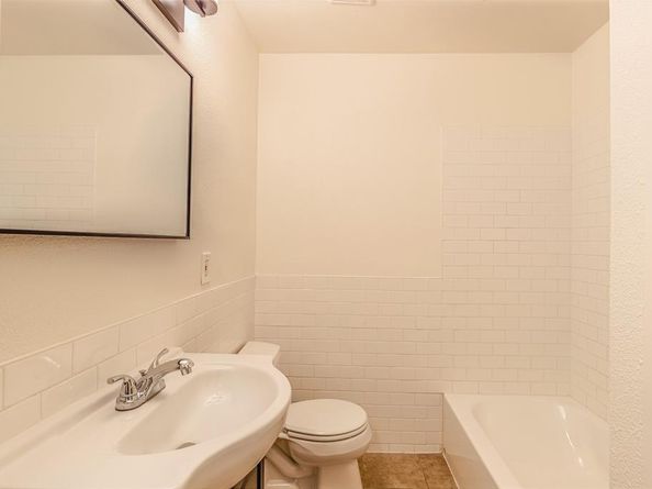 910  Tamara Lane , Grand Prairie Texas 75051