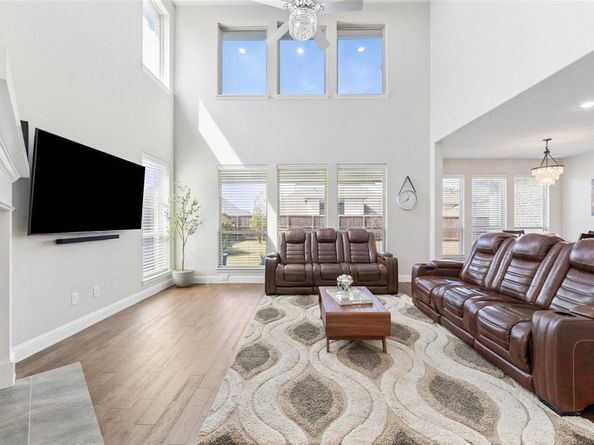 13761  Stallion Heights Lane , Frisco Texas 75035