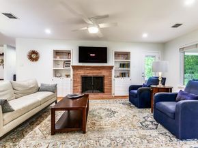 6221  Berryhill Street , Dallas Texas 75231