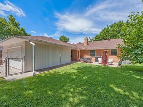 6221  Berryhill Street , Dallas Texas 75231