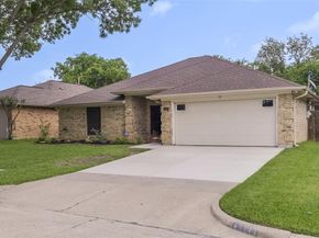 6111  Fern Meadow Road , Arlington Texas 76017